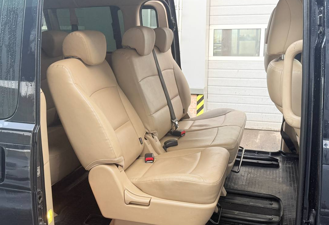 Аренда hyundai h-1 2021 года в городе Москва от 5600 руб./сутки, задний привод, двигатель: дизель, объем 2.5 литров, ОСАГО (Впишу в полис), без водителя, недорого, вид 6 - RentRide