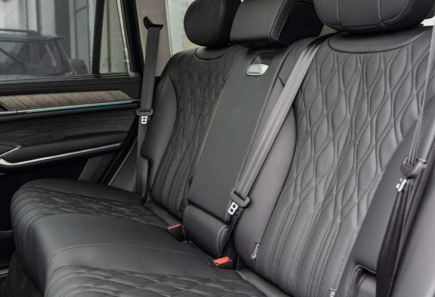 Аренда tank 500 бизнес класса 2024 года в городе Москва Щукинская от 9040 руб./сутки, полный привод, двигатель: бензин, объем 3 литра, каско (Мультидрайв), ОСАГО (Мультидрайв), без водителя, недорого, вид 10 - RentRide