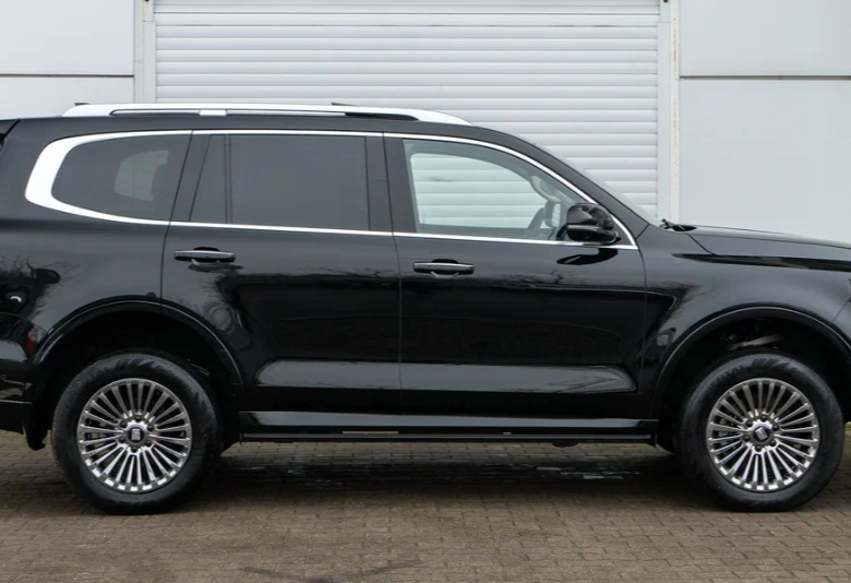 Аренда tank 500 бизнес класса 2024 года в городе Москва Щукинская от 9040 руб./сутки, полный привод, двигатель: бензин, объем 3 литра, каско (Мультидрайв), ОСАГО (Мультидрайв), без водителя, недорого, вид 3 - RentRide