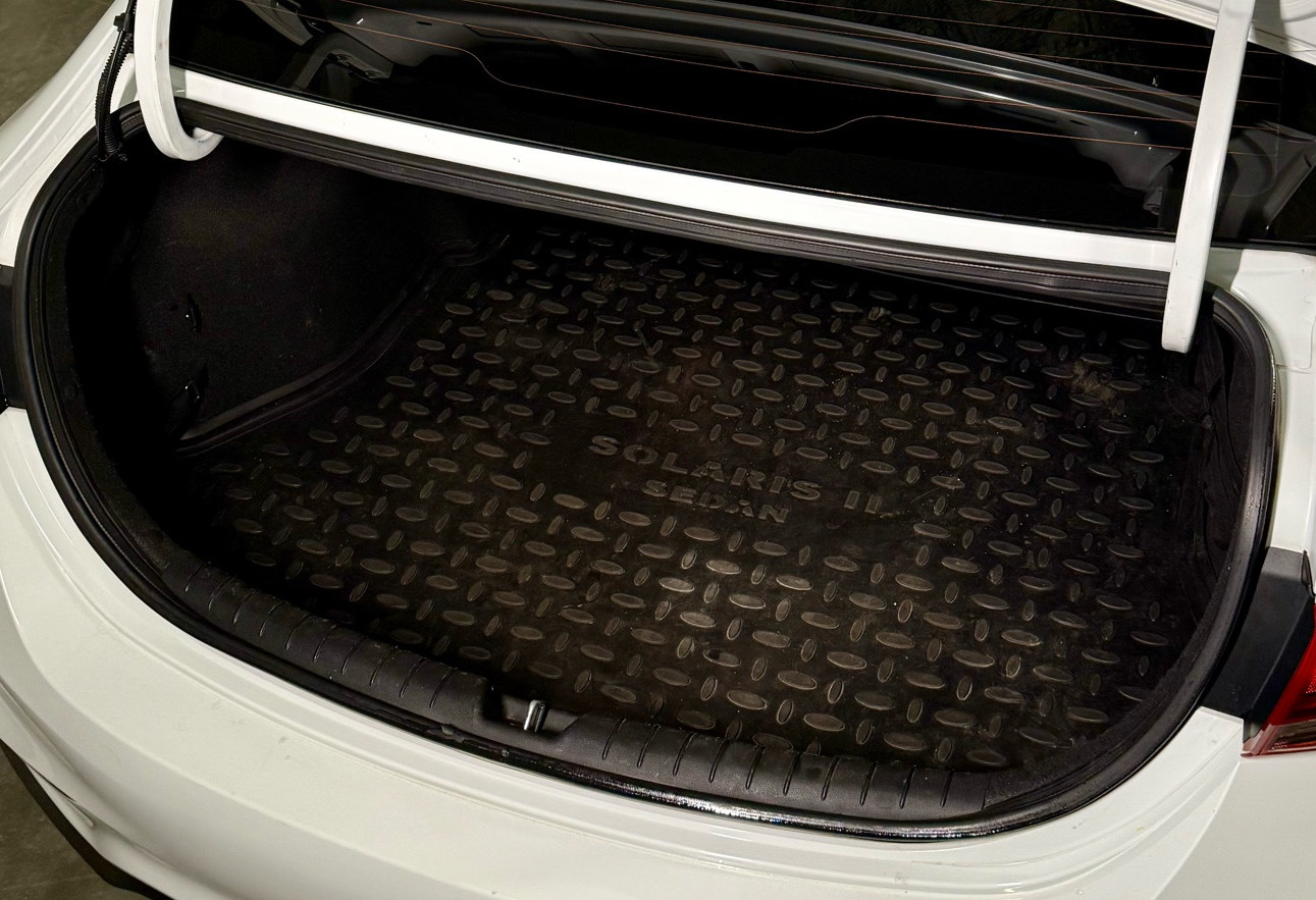 Аренда hyundai solaris эконом класса 2018 года в городе Москва Саларьево от 1900 руб./сутки, передний привод, двигатель: бензин, объем 1.6 литров, ОСАГО (Мультидрайв), без водителя, недорого, вид 6 - RentRide