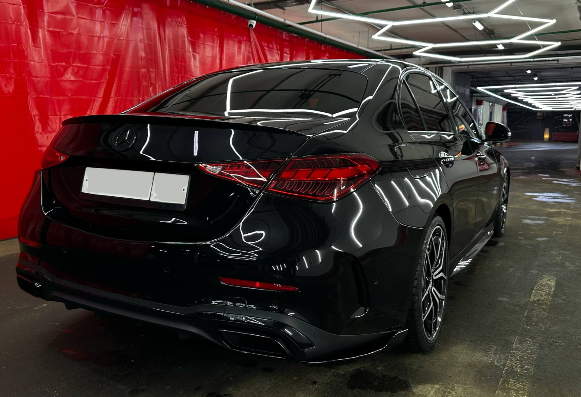 Аренда mercedes-benz c-klass бизнес класса 2022 года в городе Москва Давыдково от 10400 руб./сутки, полный привод, двигатель: дизель, объем 2 литра, каско (Мультидрайв), ОСАГО (Мультидрайв), без водителя, недорого, вид 6 - RentRide