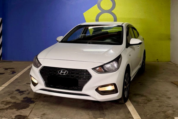 Прокат авто hyundai solaris эконом класса 2017 года в городе Москва Саларьево от 1900 руб./сутки, передний привод, двигатель: бензин, объем 1.6 литров, ОСАГО (Мультидрайв), без водителя, недорого - RentRide