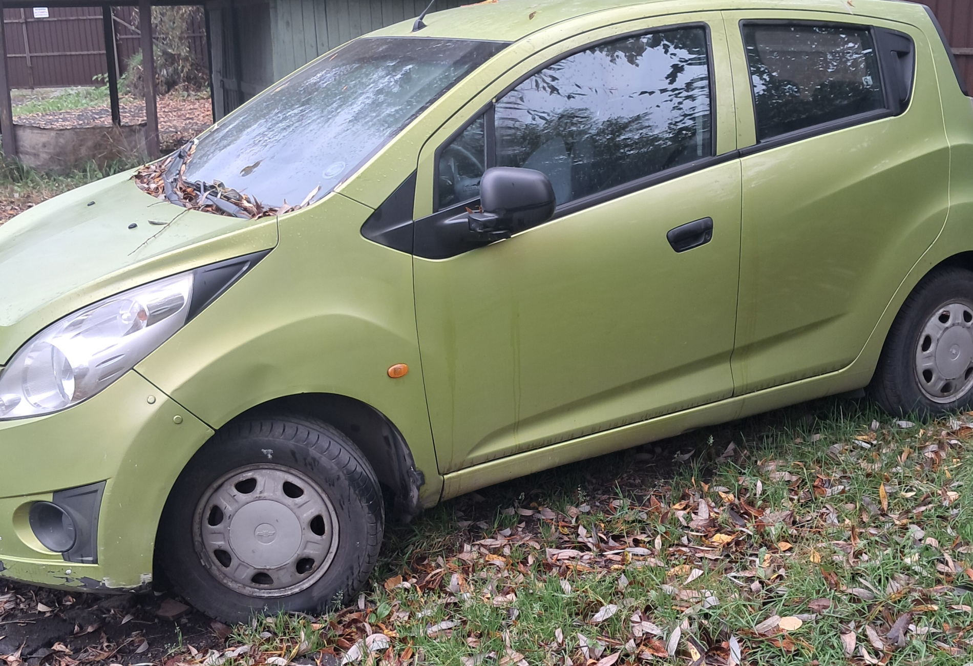 Аренда chevrolet spark эконом класса 2011 года в городе Москва Славянский бульвар от 800 руб./сутки, передний привод, двигатель: бензин, объем 1 литр, ОСАГО (Впишу в полис), без водителя, недорого, вид 3 - RentRide