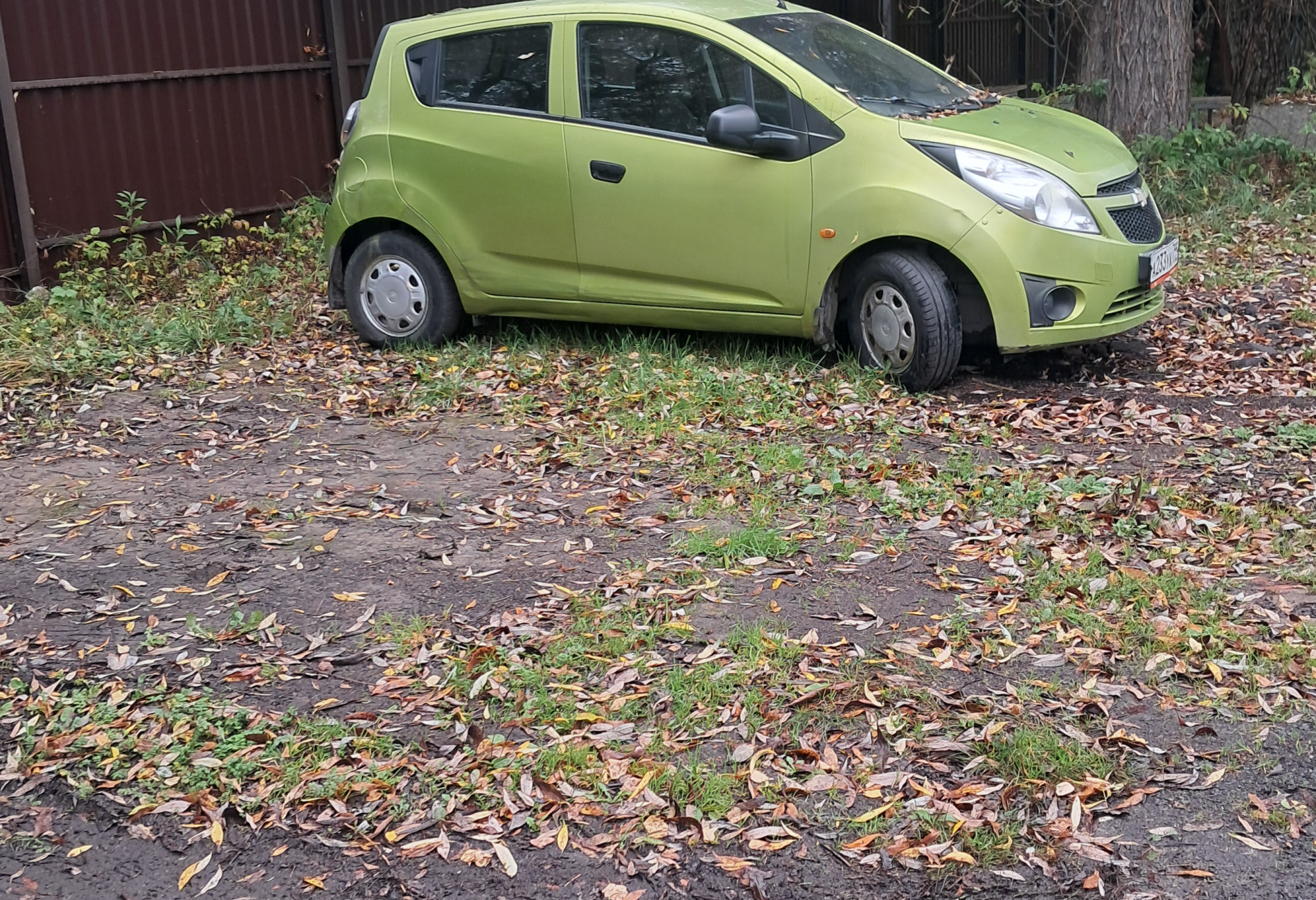 Аренда chevrolet spark эконом класса 2011 года в городе Москва Славянский бульвар от 800 руб./сутки, передний привод, двигатель: бензин, объем 1 литр, ОСАГО (Впишу в полис), без водителя, недорого, вид 6 - RentRide