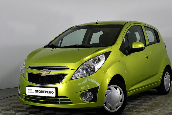 Прокат авто chevrolet spark эконом класса 2011 года в городе Москва Славянский бульвар от 800 руб./сутки, передний привод, двигатель: бензин, объем 1 литр, ОСАГО (Впишу в полис), без водителя, недорого - RentRide