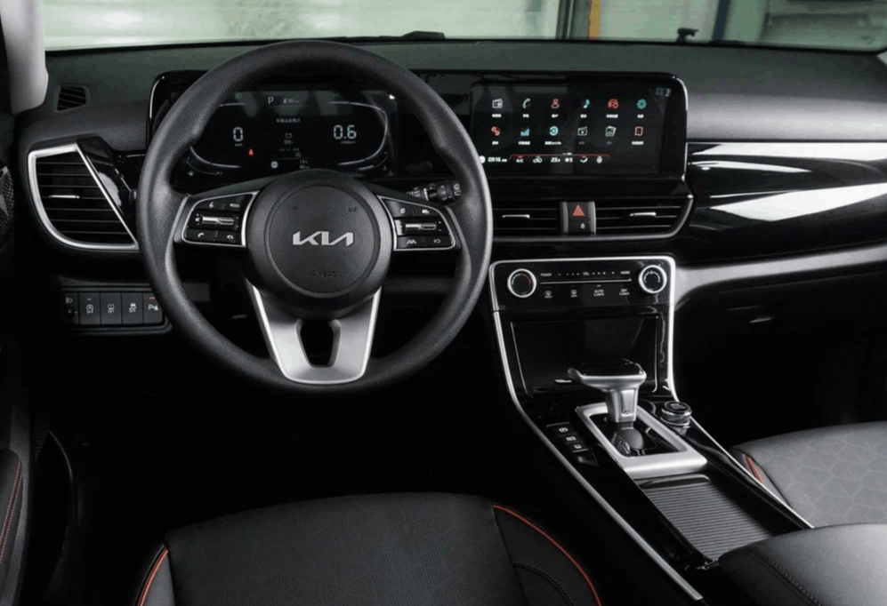 Аренда kia seltos комфорт класса 2024 года в городе Москва Проспект Вернадского от 4928 руб./сутки, передний привод, двигатель: бензин, объем 1.5 литров, каско (Мультидрайв), ОСАГО (Мультидрайв), без водителя, недорого, вид 3 - RentRide