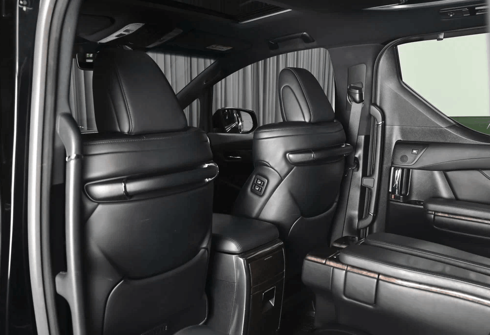 Аренда toyota alphard 2021 года в городе Москва Мичуринский проспект от 16720 руб./сутки, передний привод, двигатель: бензин, объем 3.5 литров, каско (Мультидрайв), ОСАГО (Мультидрайв), без водителя, недорого, вид 3 - RentRide