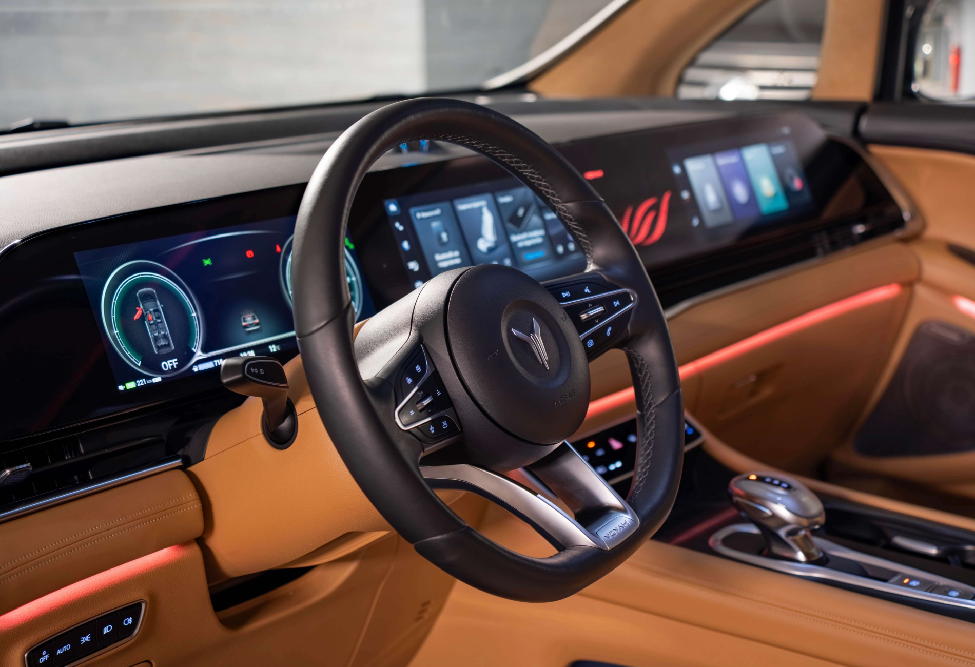 Аренда voyah dream 2024 года в городе Москва Василеостровская от 15200 руб./сутки, полный привод, двигатель: гибрид, объем 1.5 литров, каско (Мультидрайв), ОСАГО (Мультидрайв), без водителя, недорого, вид 6 - RentRide