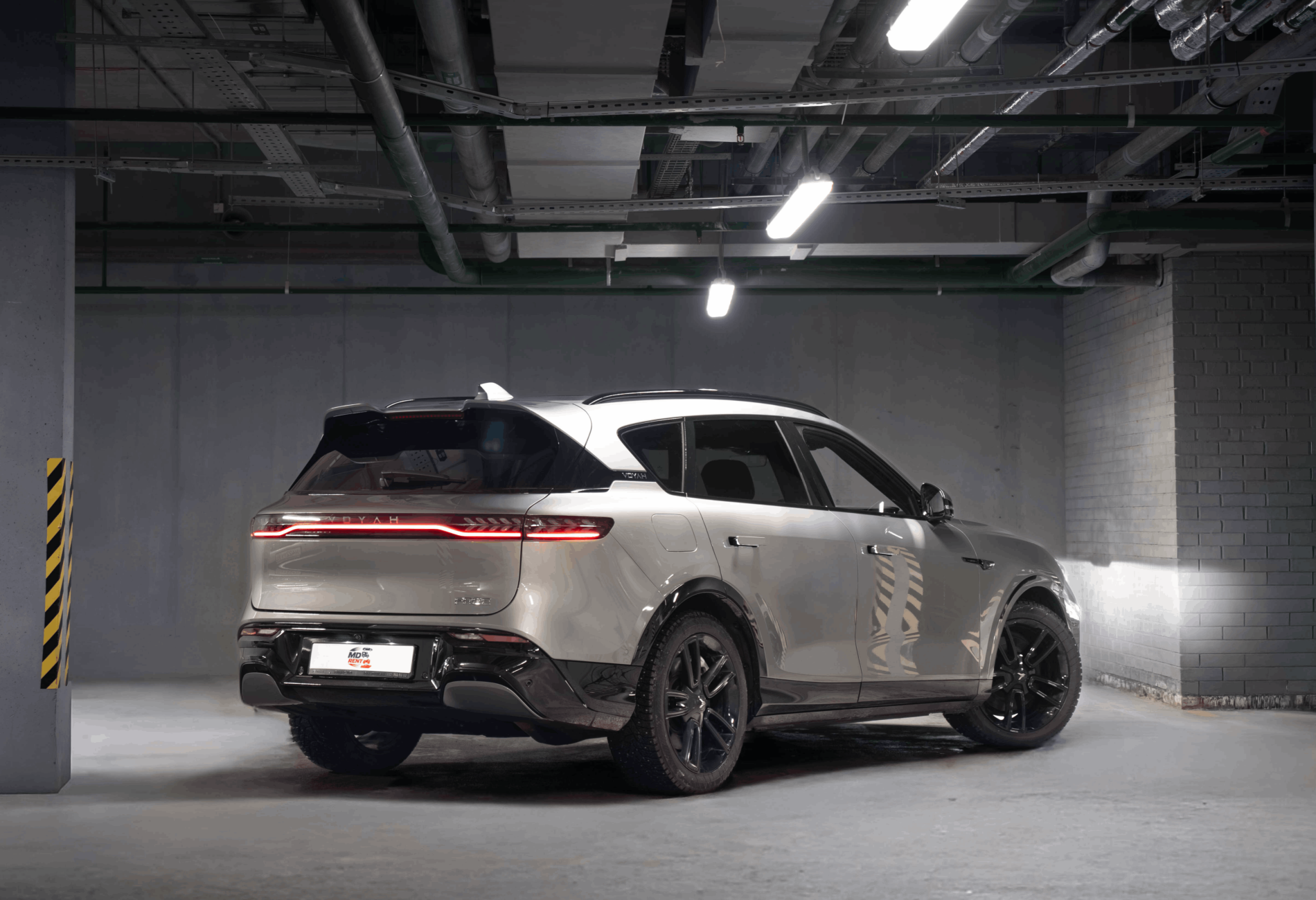 Аренда tank 500 премиум класса 2024 года в городе Москва Василеостровская от 14400 руб./сутки, полный привод, двигатель: бензин, объем 3 литра, каско (Мультидрайв), ОСАГО (Мультидрайв), без водителя, недорого, вид 3 - RentRide