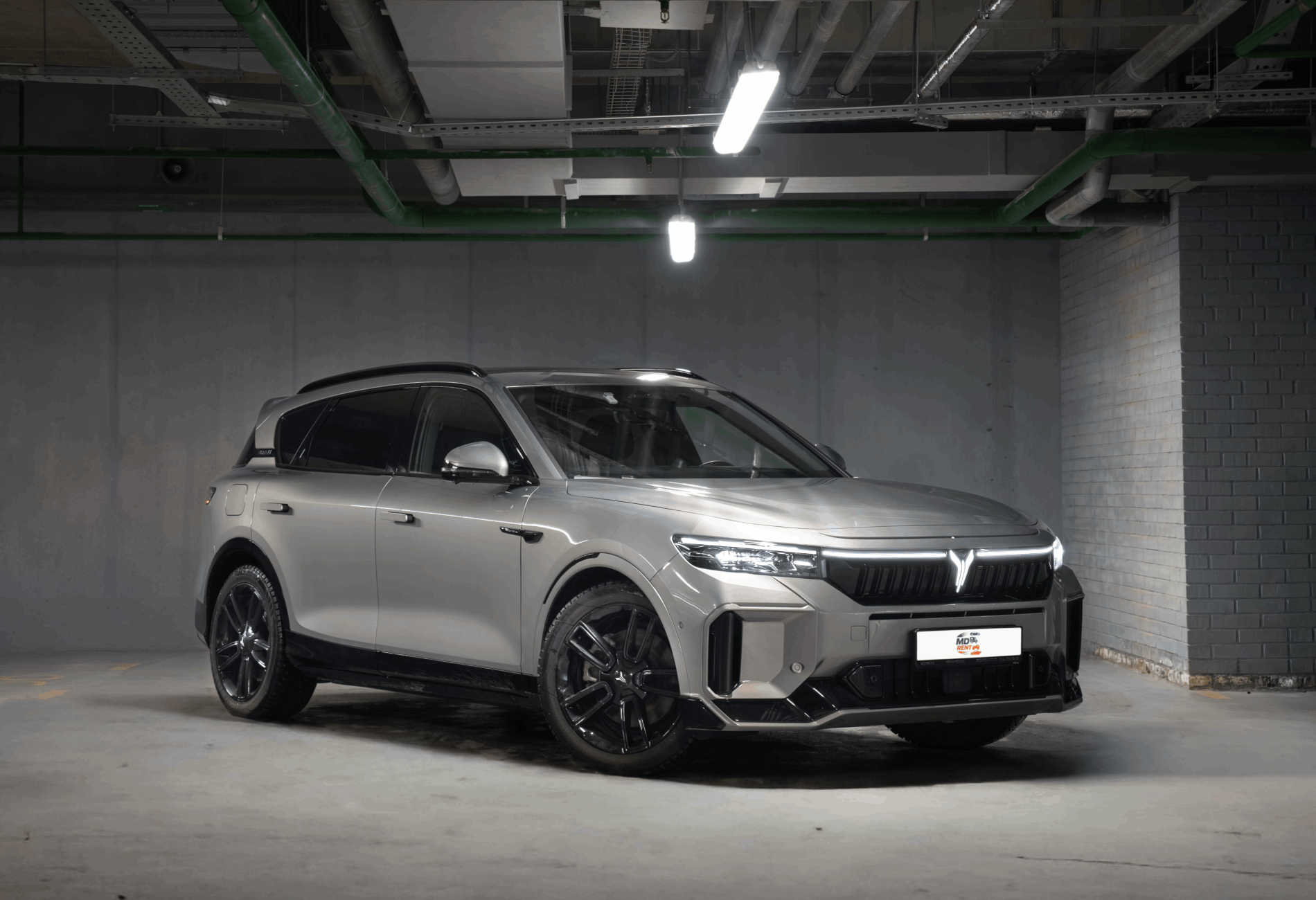 Аренда tank 500 премиум класса 2024 года в городе Москва Василеостровская от 14400 руб./сутки, полный привод, двигатель: бензин, объем 3 литра, каско (Мультидрайв), ОСАГО (Мультидрайв), без водителя, недорого, вид 2 - RentRide