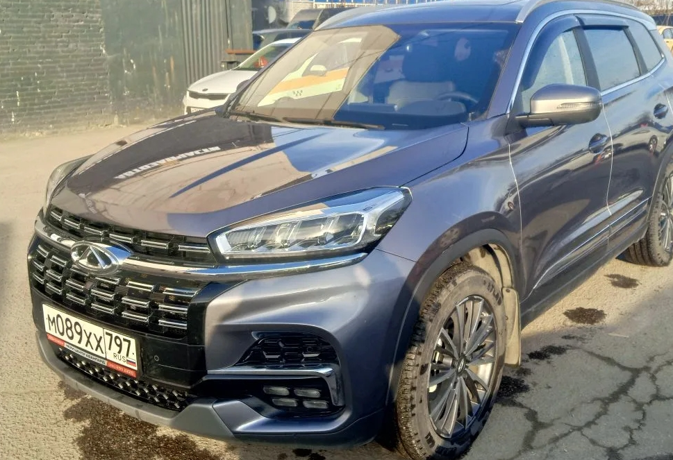 Аренда chery tiggo-8 комфорт класса 2023 года в городе Москва Новые Черемушки от 3000 руб./сутки, передний привод, двигатель: бензин, объем 1.5 литров, ОСАГО (Мультидрайв), без водителя, недорого, вид 3 - RentRide