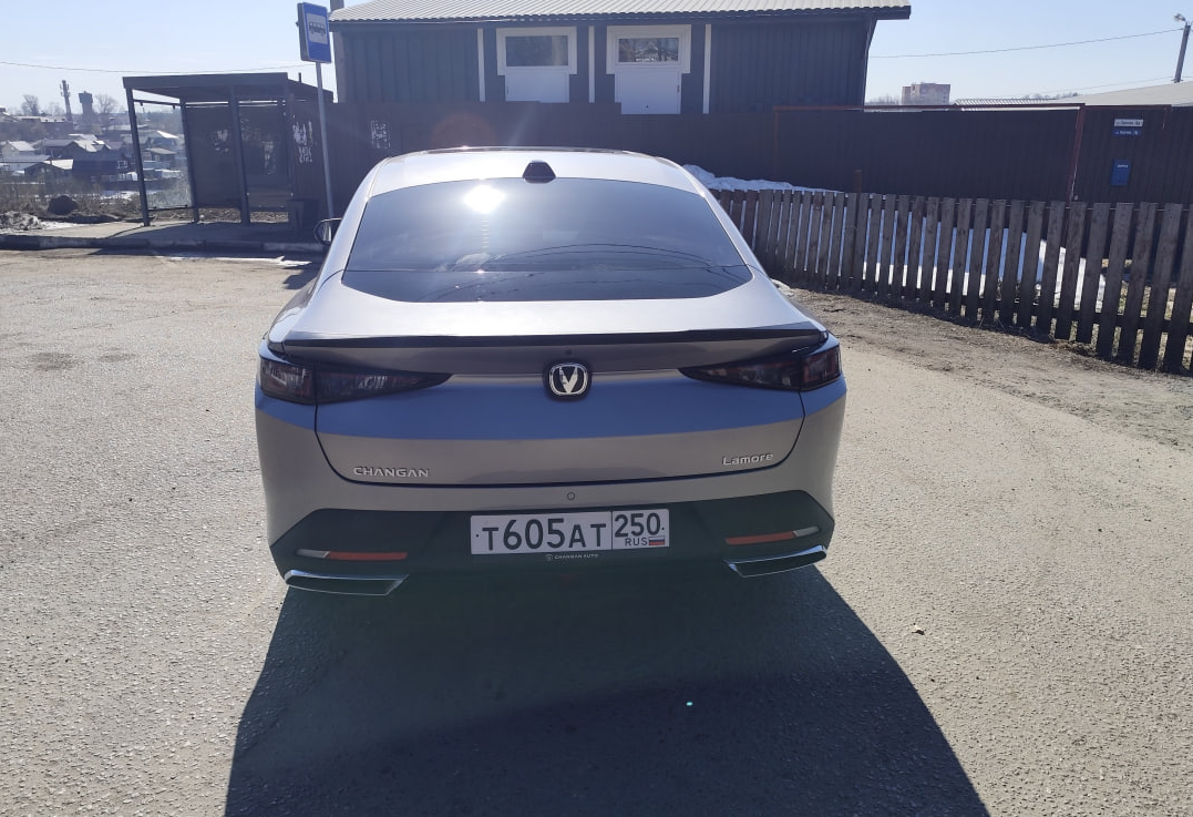 Аренда changan lamore комфорт класса 2024 года в городе Москва от 4640 руб./сутки, передний привод, двигатель: бензин, объем 1500 литров, ОСАГО (Впишу в полис), без водителя, недорого, вид 5 - RentRide