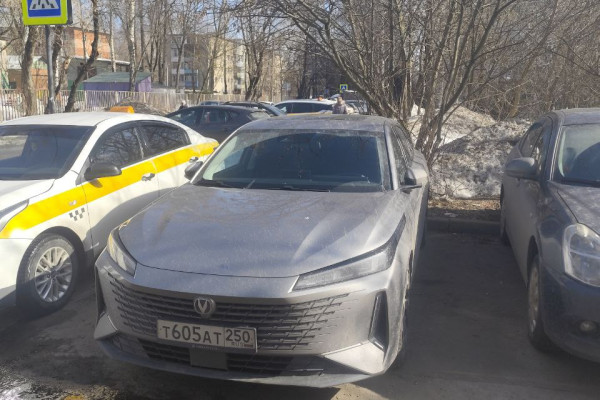 Прокат авто changan lamore комфорт класса 2024 года в городе Королев от 4640 руб./сутки, передний привод, двигатель: бензин, объем 1500 литров, ОСАГО (Впишу в полис), без водителя, недорого - RentRide