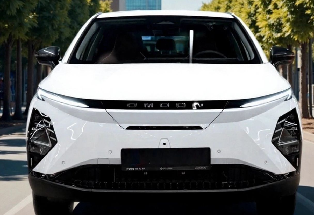 Аренда omoda e5 комфорт класса 2024 года в городе Москва Аминьевская от 4800 руб./сутки, передний привод, двигатель: электро, ОСАГО (Мультидрайв), без водителя, недорого, вид 6 - RentRide
