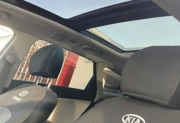 Аренда kia ceed эконом класса 2016 года в городе Москва Юго-Западная от 2080 руб./сутки, передний привод, двигатель: бензин, объем 1.6 литров, ОСАГО (Впишу в полис), без водителя, недорого, вид 9 - RentRide