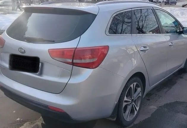 Аренда kia ceed эконом класса 2016 года в городе Москва Юго-Западная от 2080 руб./сутки, передний привод, двигатель: бензин, объем 1.6 литров, ОСАГО (Впишу в полис), без водителя, недорого, вид 4 - RentRide