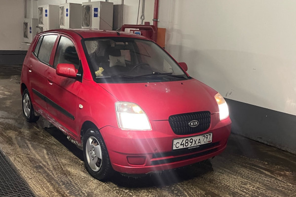 Прокат авто kia picanto эконом класса 2006 года в городе Москва Октябрьское поле от 1500 руб./сутки, передний привод, двигатель: бензин, объем 1 литр, без водителя, недорого - RentRide