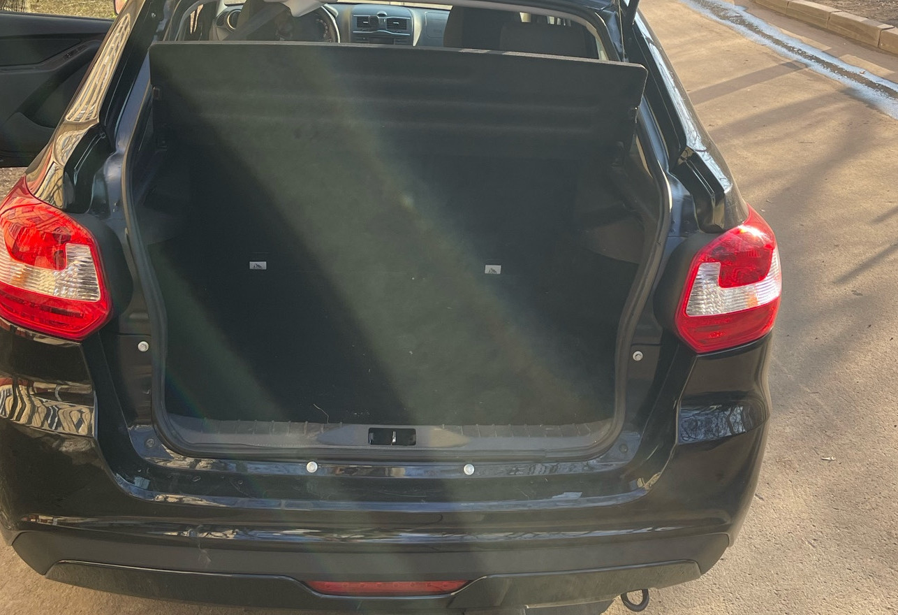 Аренда lada granta эконом класса 2024 года в городе Москва Октябрьское поле от 1700 руб./сутки, передний привод, двигатель: бензин, объем 1.6 литров, ОСАГО (Впишу в полис), без водителя, недорого, вид 4 - RentRide