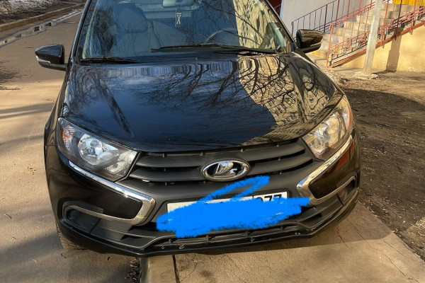 Прокат авто lada granta эконом класса 2024 года в городе Москва Октябрьское поле от 1700 руб./сутки, передний привод, двигатель: бензин, объем 1.6 литров, ОСАГО (Впишу в полис), без водителя, недорого - RentRide