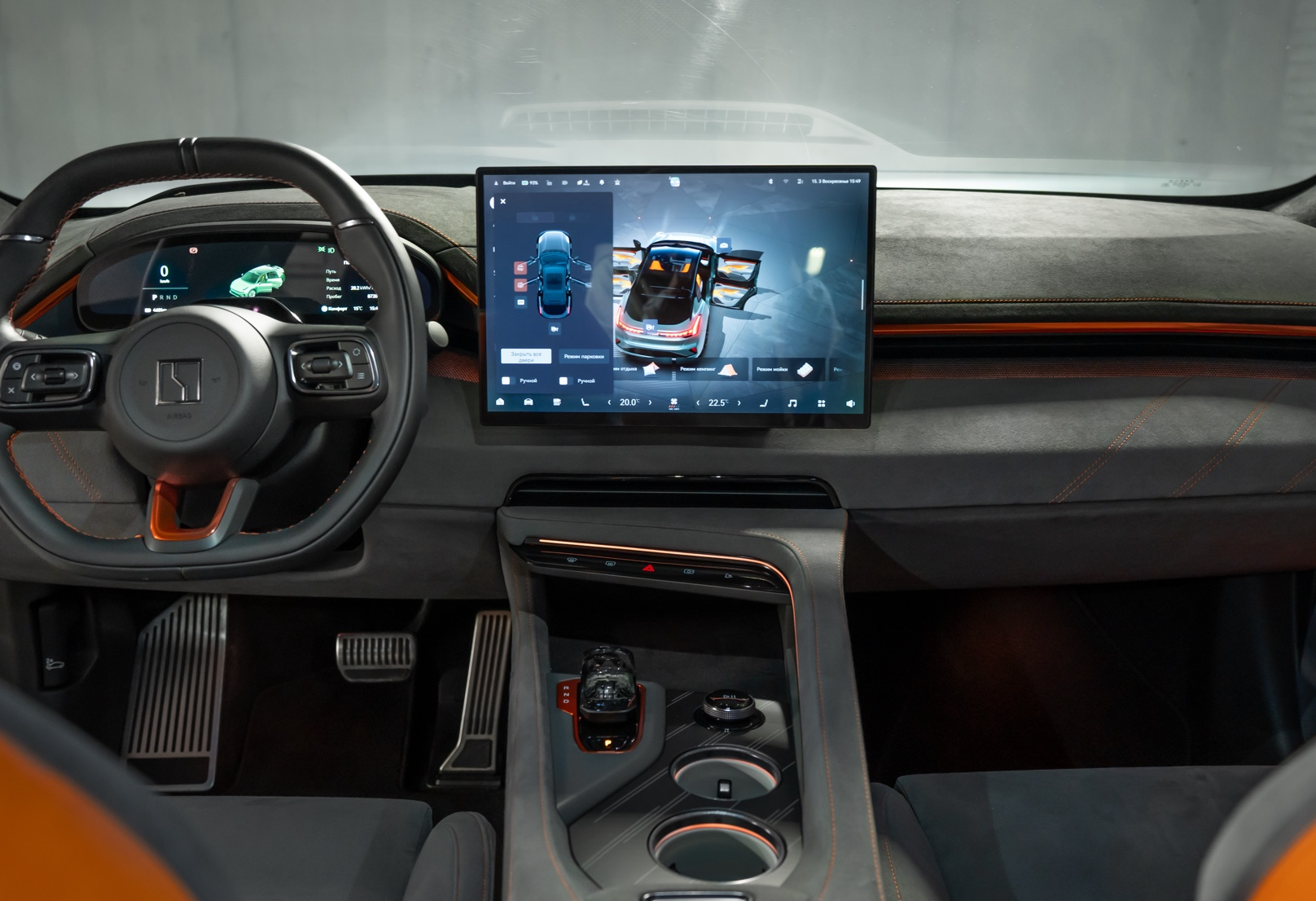 Аренда zeekr 001 премиум класса 2024 года в городе Москва Василеостровская от 15200 руб./сутки, полный привод, объем 2 литра, каско (Мультидрайв), ОСАГО (Мультидрайв), без водителя, недорого, вид 9 - RentRide