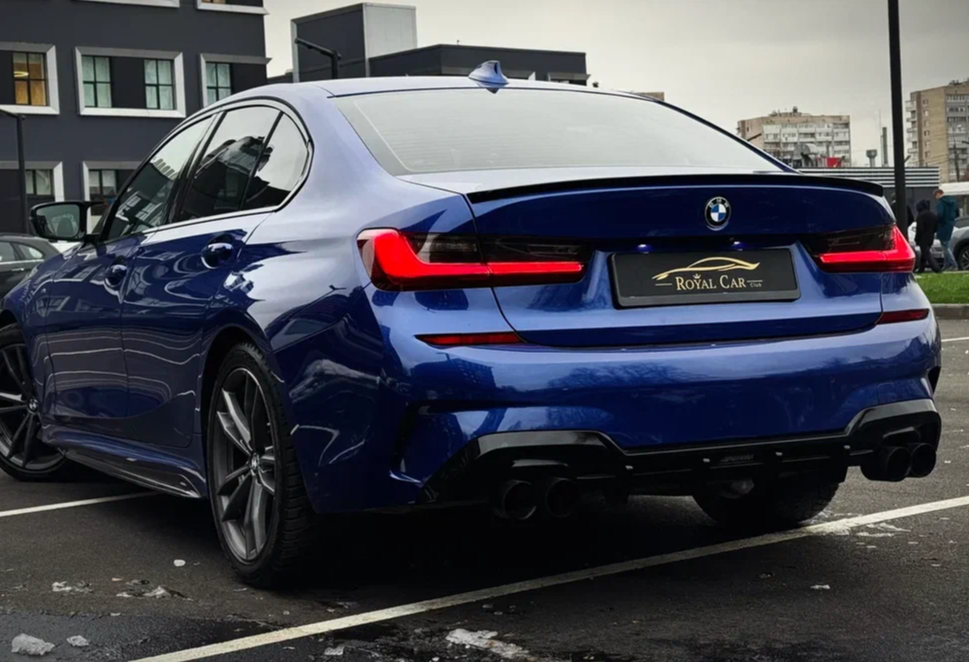 Аренда bmw 3-serii бизнес класса 2021 года в городе Москва от 9600 руб./сутки, полный привод, двигатель: дизель, объем 3 литра, ОСАГО (Мультидрайв), без водителя, недорого, вид 3 - RentRide