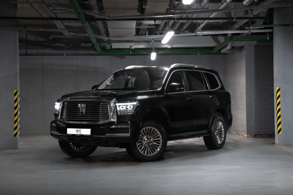 Прокат авто tank 500 премиум класса 2024 года в городе Москва Водный стадион от 12000 руб./сутки, полный привод, двигатель: бензин, объем 3 литра, каско (Мультидрайв), ОСАГО (Мультидрайв), без водителя, недорого - RentRide