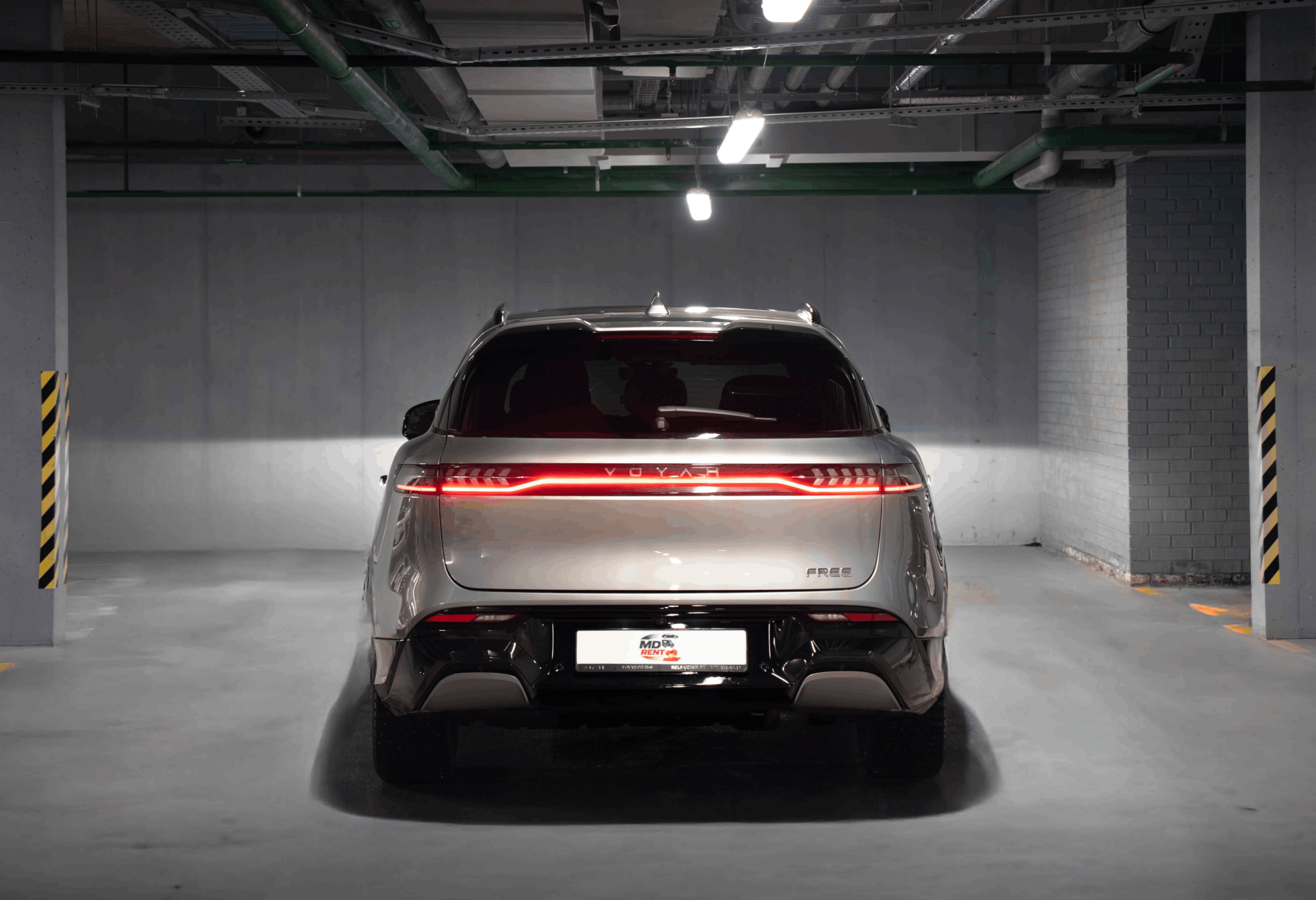 Аренда voyah free премиум класса 2025 года в городе Москва Водный стадион от 12000 руб./сутки, полный привод, двигатель: гибрид, объем 1.5 литров, каско (Мультидрайв), ОСАГО (Мультидрайв), без водителя, недорого, вид 5 - RentRide