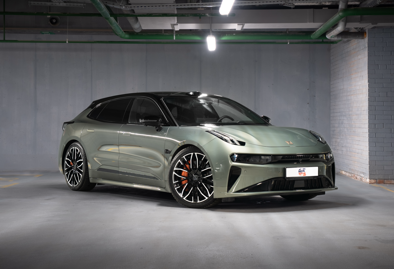 Аренда zeekr 001 премиум класса 2024 года в городе Москва Водный стадион от 16000 руб./сутки, полный привод, объем 2 литра, каско (Мультидрайв), ОСАГО (Мультидрайв), без водителя, недорого, вид 2 - RentRide