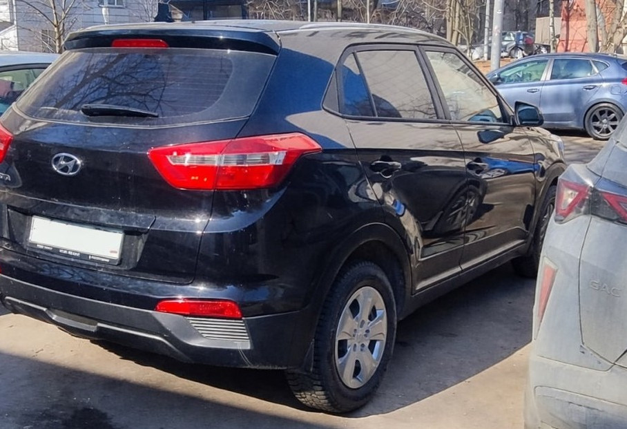 Аренда hyundai creta эконом класса 2018 года в городе Москва от 2400 руб./сутки, передний привод, двигатель: бензин, объем 1.6 литров, каско (Мультидрайв), ОСАГО (Впишу в полис), без водителя, недорого, вид 4 - RentRide