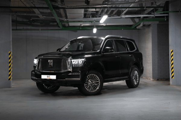 Прокат авто tank 500 премиум класса 2024 года в городе Псков от 11200 руб./сутки, полный привод, двигатель: бензин, объем 3 литра, каско (Мультидрайв), ОСАГО (Мультидрайв), без водителя, недорого - RentRide