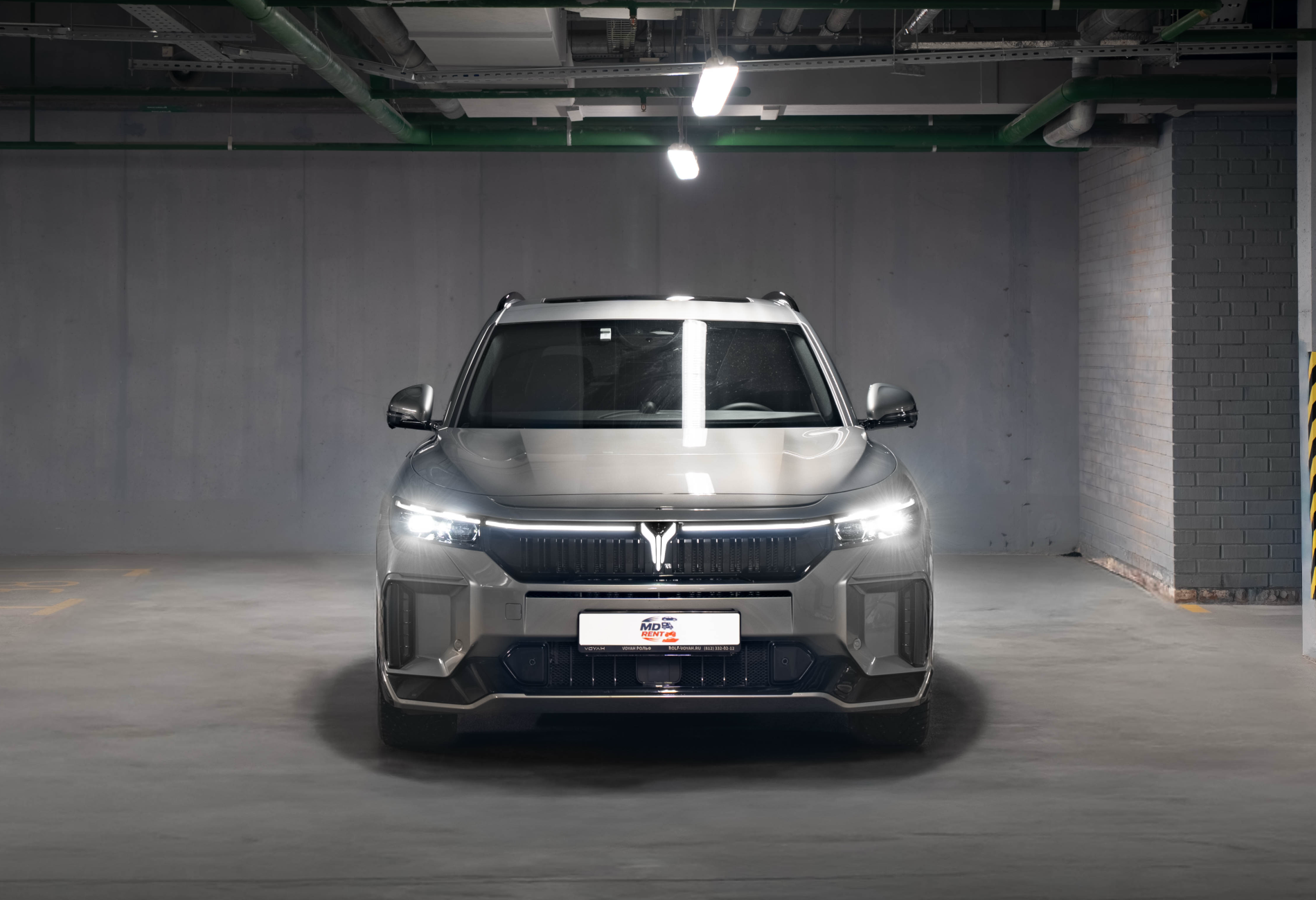 Аренда voyah free премиум класса 2025 года в городе Москва от 11200 руб./сутки, полный привод, двигатель: гибрид, объем 1.5 литров, каско (Мультидрайв), ОСАГО (Мультидрайв), без водителя, недорого, вид 5 - RentRide