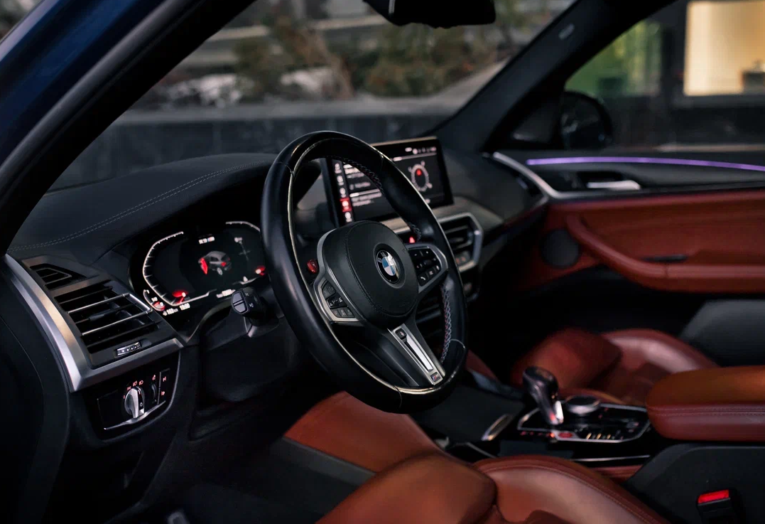 Аренда bmw x3 бизнес класса 2021 года в городе Москва Автозаводская от 30400 руб./сутки, полный привод, двигатель: бензин, объем 3 литра, каско (Мультидрайв), ОСАГО (Мультидрайв), без водителя, недорого, вид 10 - RentRide