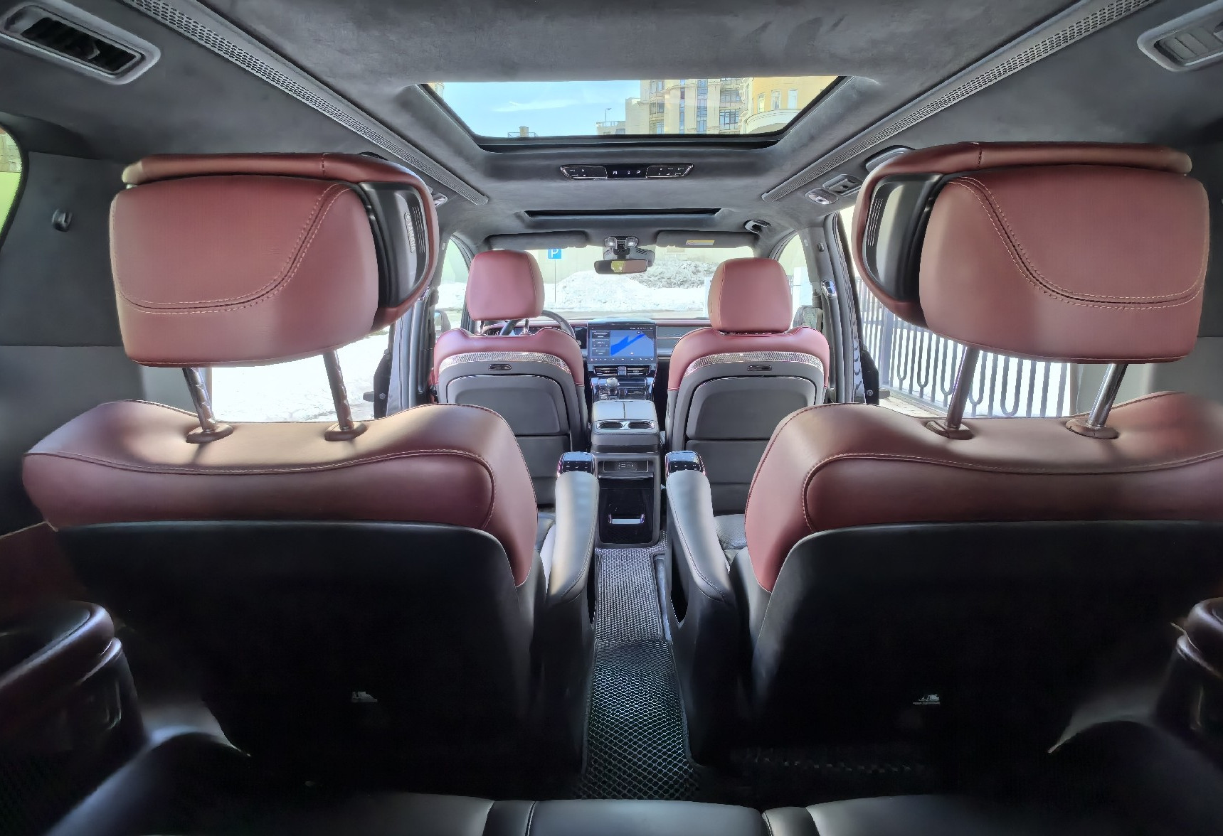 Аренда gac gac бизнес класса 2023 года в городе Москва Славянский бульвар от 11500 руб./сутки, передний привод, двигатель: бензин, объем 2 литра, каско (Мультидрайв), ОСАГО (Мультидрайв), без водителя, недорого, вид 6 - RentRide