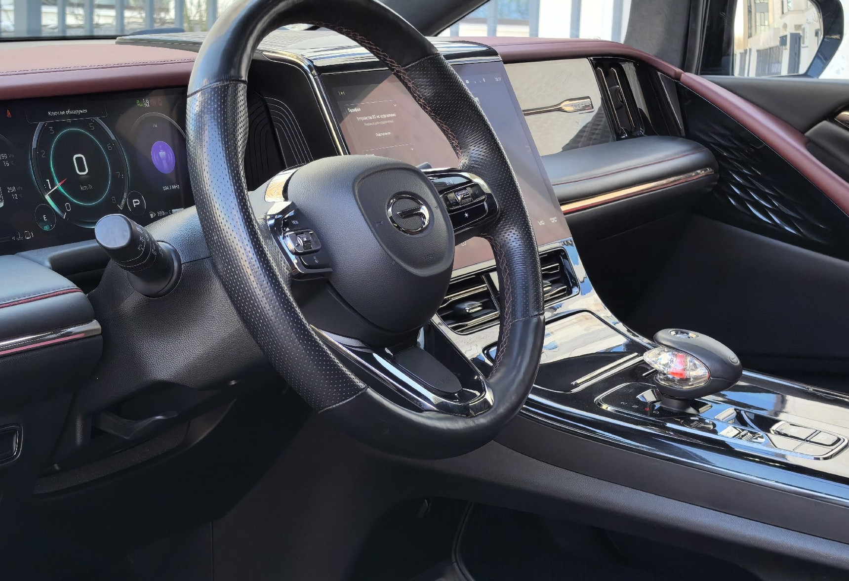 Аренда gac gac бизнес класса 2023 года в городе Москва Славянский бульвар от 11500 руб./сутки, передний привод, двигатель: бензин, объем 2 литра, каско (Мультидрайв), ОСАГО (Мультидрайв), без водителя, недорого, вид 3 - RentRide