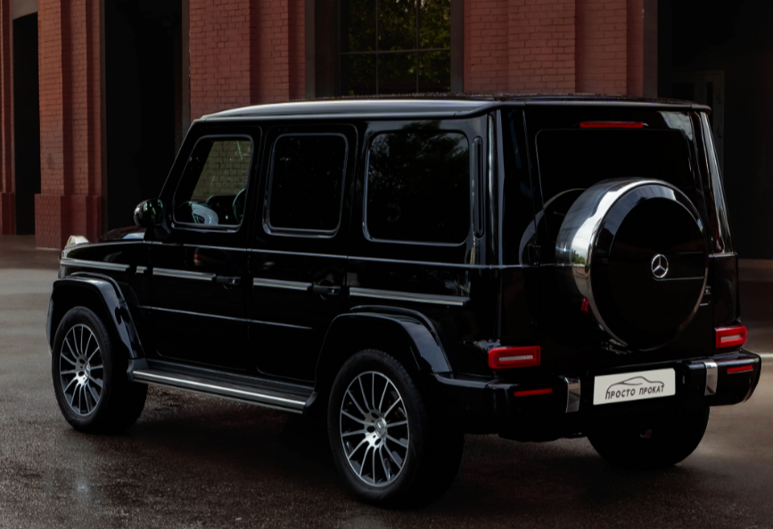 Аренда mercedes-benz g-klass премиум класса 2020 года в городе Москва Нахимовский проспект от 31920 руб./сутки, полный привод, двигатель: дизель, объем 3 литра, ОСАГО (Мультидрайв), без водителя, недорого, вид 5 - RentRide