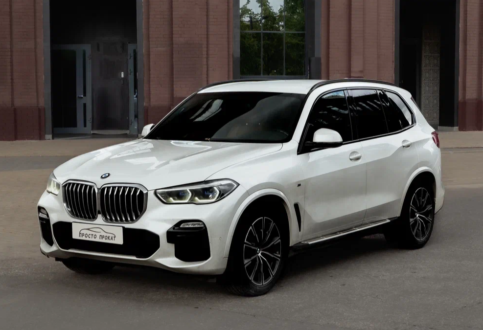 Аренда bmw x5 бизнес класса 2020 года в городе Москва Нахимовский проспект от 15600 руб./сутки, полный привод, двигатель: дизель, объем 3 литра, ОСАГО (Мультидрайв), без водителя, недорого - RentRide
