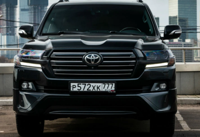 Аренда toyota land-cruiser бизнес класса 2017 года в городе Москва Нахимовский проспект от 14320 руб./сутки, полный привод, двигатель: дизель, объем 4.5 литров, ОСАГО (Мультидрайв), без водителя, недорого, вид 2 - RentRide