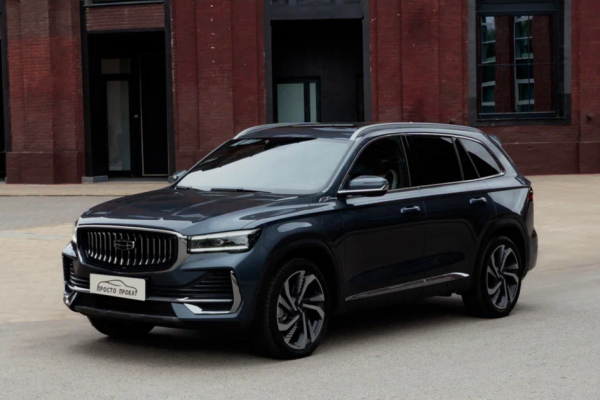 Прокат авто geely monjaro бизнес класса 2023 года в городе Москва Нахимовский проспект от 9600 руб./сутки, полный привод, двигатель: газ, объем 2 литра, ОСАГО (Мультидрайв), без водителя, недорого - RentRide