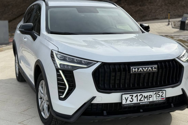 Прокат авто haval jolion комфорт класса 2024 года в городе Москва Народное Ополчение от 2880 руб./сутки, передний привод, двигатель: бензин, объем 1.5 литров, ОСАГО (Мультидрайв), без водителя, недорого - RentRide