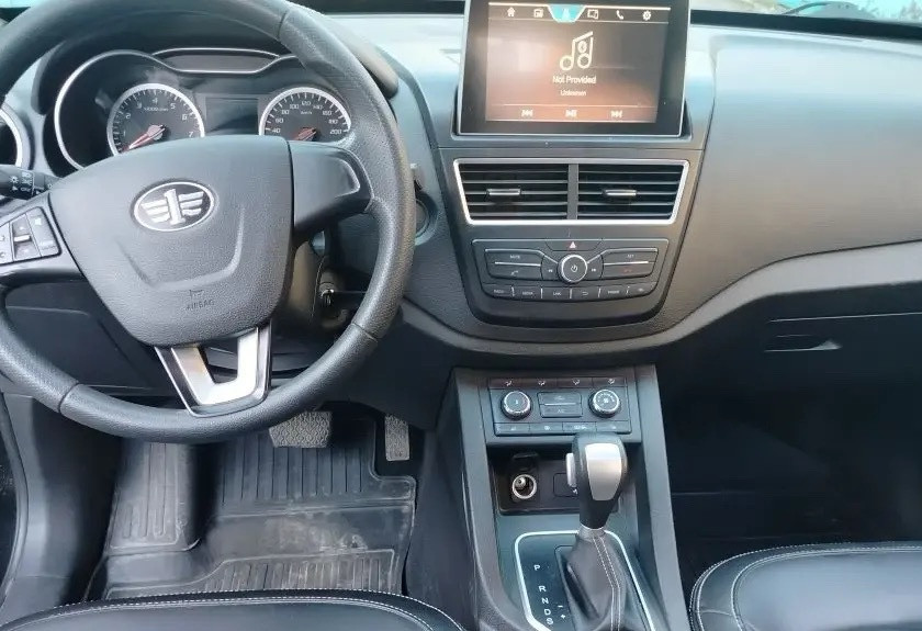 Аренда faw besturn-x40 эконом класса 2021 года в городе Москва Юго-Западная от 2240 руб./сутки, передний привод, двигатель: бензин, объем 1.6 литров, ОСАГО (Впишу в полис), без водителя, недорого, вид 7 - RentRide