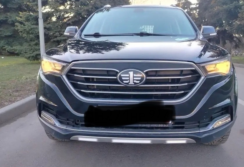 Аренда faw besturn-x40 эконом класса 2021 года в городе Москва Юго-Западная от 2240 руб./сутки, передний привод, двигатель: бензин, объем 1.6 литров, ОСАГО (Впишу в полис), без водителя, недорого, вид 3 - RentRide