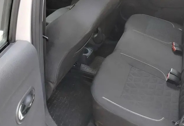 Аренда renault sandero-stepway эконом класса 2019 года в городе Москва Юго-Западная от 2000 руб./сутки, передний привод, двигатель: бензин, объем 1.6 литров, ОСАГО (Впишу в полис), без водителя, недорого, вид 11 - RentRide