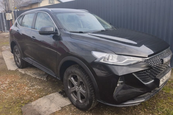 Прокат авто haval f7 комфорт класса 2024 года в городе Москва Новые Черемушки от 3000 руб./сутки, передний привод, двигатель: бензин, объем 1.5 литров, ОСАГО (Мультидрайв), без водителя, недорого - RentRide