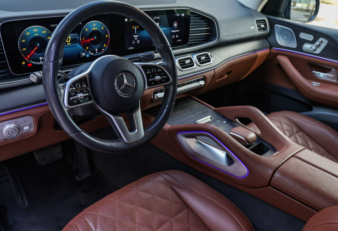 Аренда mercedes-benz gle премиум класса 2020 года в городе Москва Авиамоторная от 11120 руб./сутки, полный привод, двигатель: дизель, объем 2 литра, каско (Мультидрайв), ОСАГО (Мультидрайв), без водителя, недорого, вид 6 - RentRide