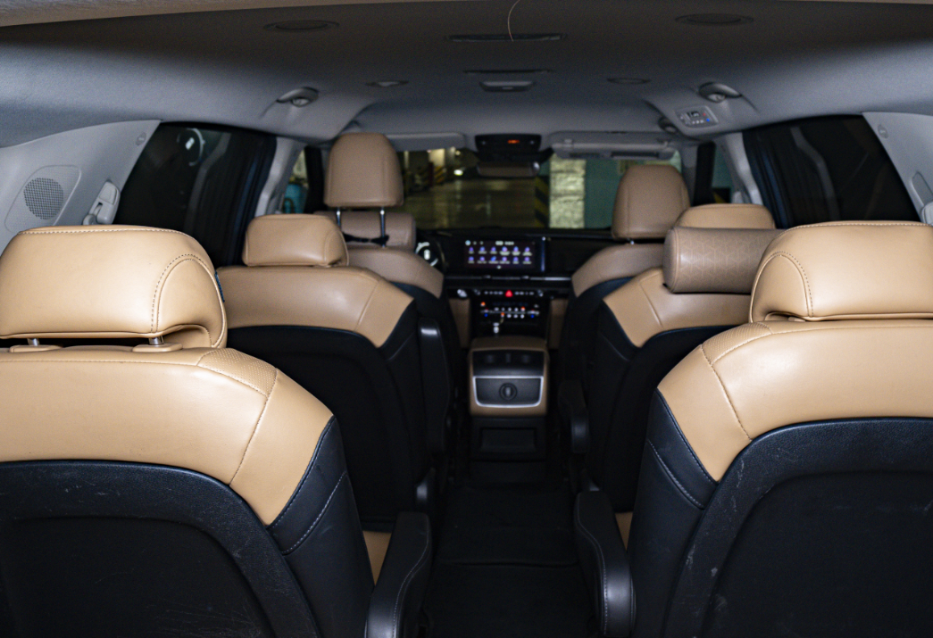 Аренда kia carnival 2021 года в городе Москва Нахимовский проспект от 9600 руб./сутки, передний привод, двигатель: дизель, объем 2.2 литра, ОСАГО (Мультидрайв), без водителя, недорого, вид 6 - RentRide