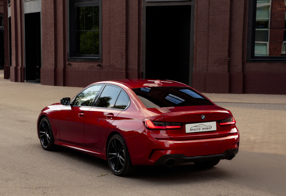 Аренда bmw 3-serii бизнес класса 2019 года в городе Москва Нахимовский проспект от 8400 руб./сутки, полный привод, двигатель: дизель, объем 2 литра, ОСАГО (Мультидрайв), без водителя, недорого, вид 2 - RentRide