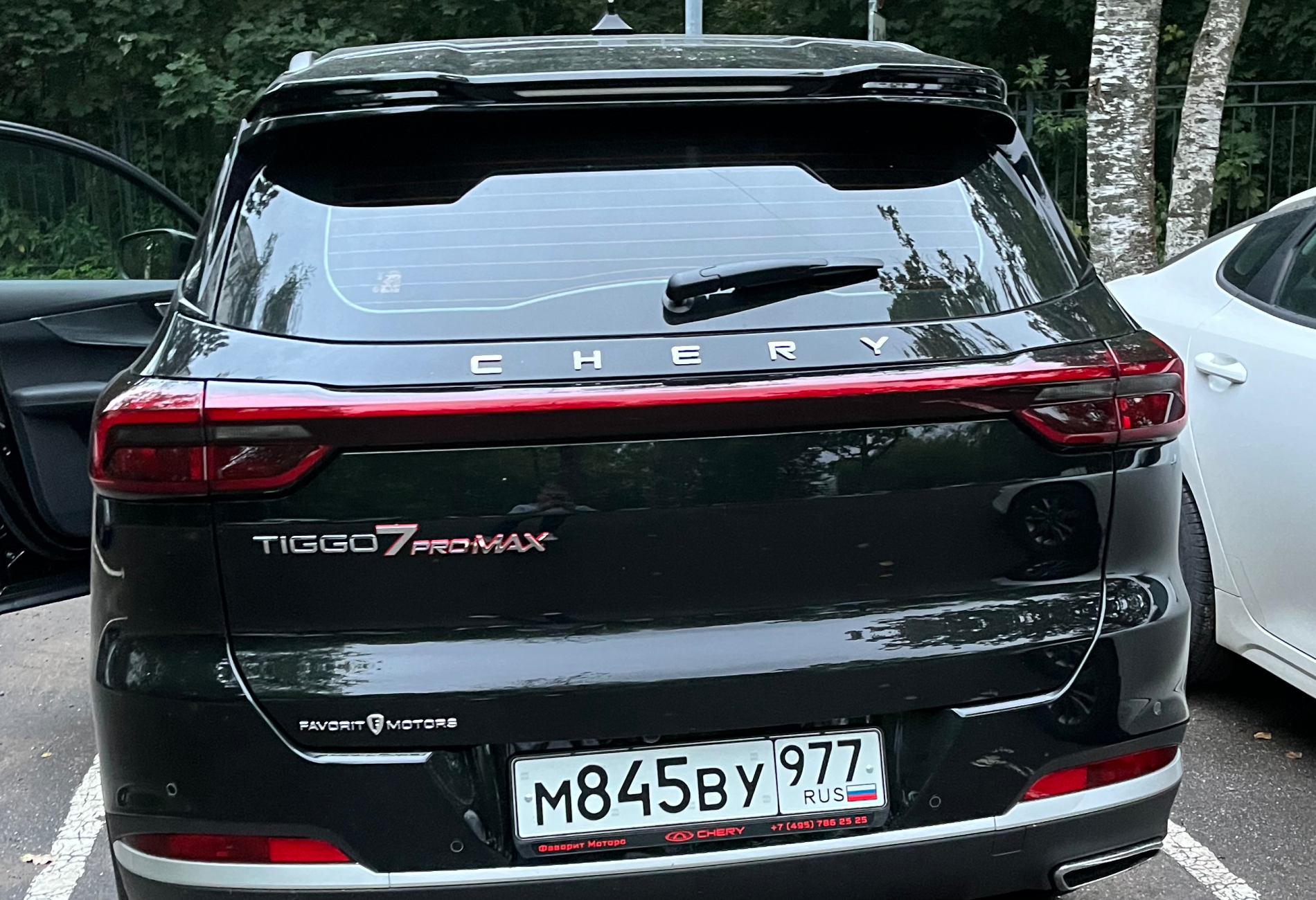 Аренда chery tiggo-7-pro-max комфорт класса 2023 года в городе Москва Бульвар Рокоссовского от 3200 руб./сутки, передний привод, двигатель: бензин, объем 1.5 литров, ОСАГО (Впишу в полис), без водителя, недорого, вид 2 - RentRide