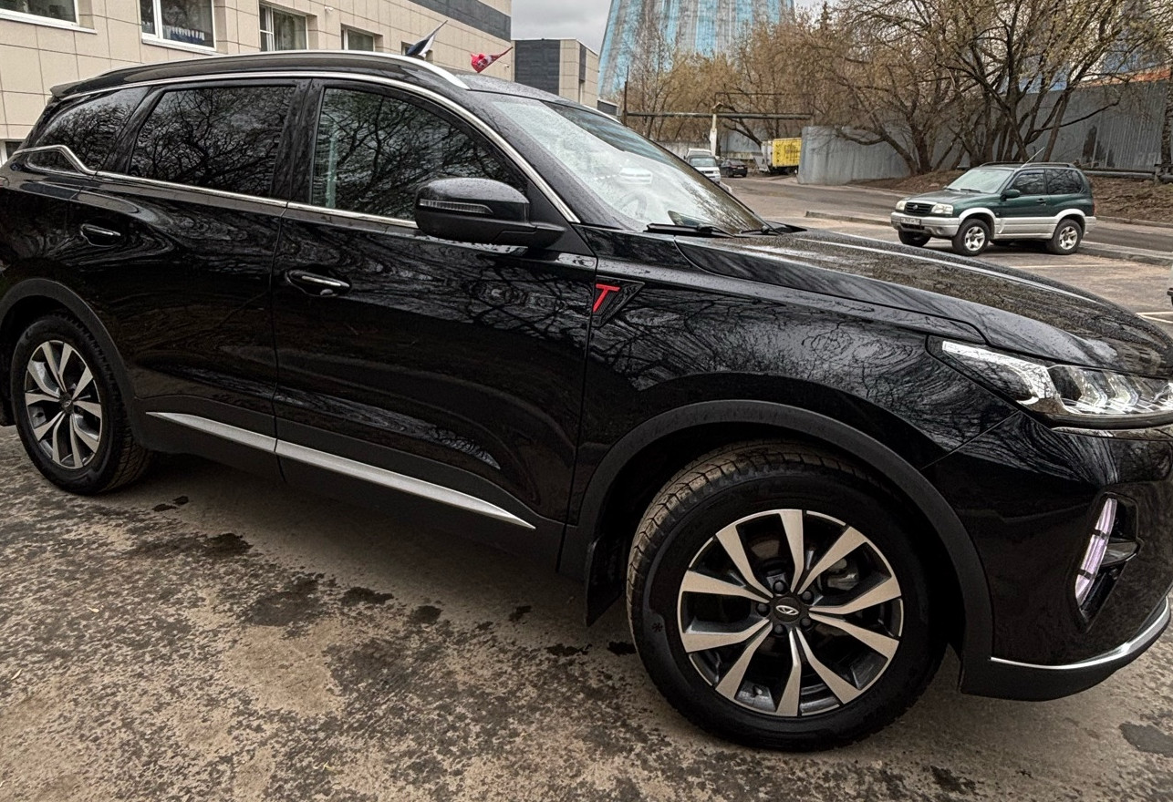 Аренда chery tiggo-7-pro-max комфорт класса 2023 года в городе Москва Бульвар Рокоссовского от 3200 руб./сутки, передний привод, двигатель: бензин, объем 1.5 литров, ОСАГО (Впишу в полис), без водителя, недорого, вид 4 - RentRide