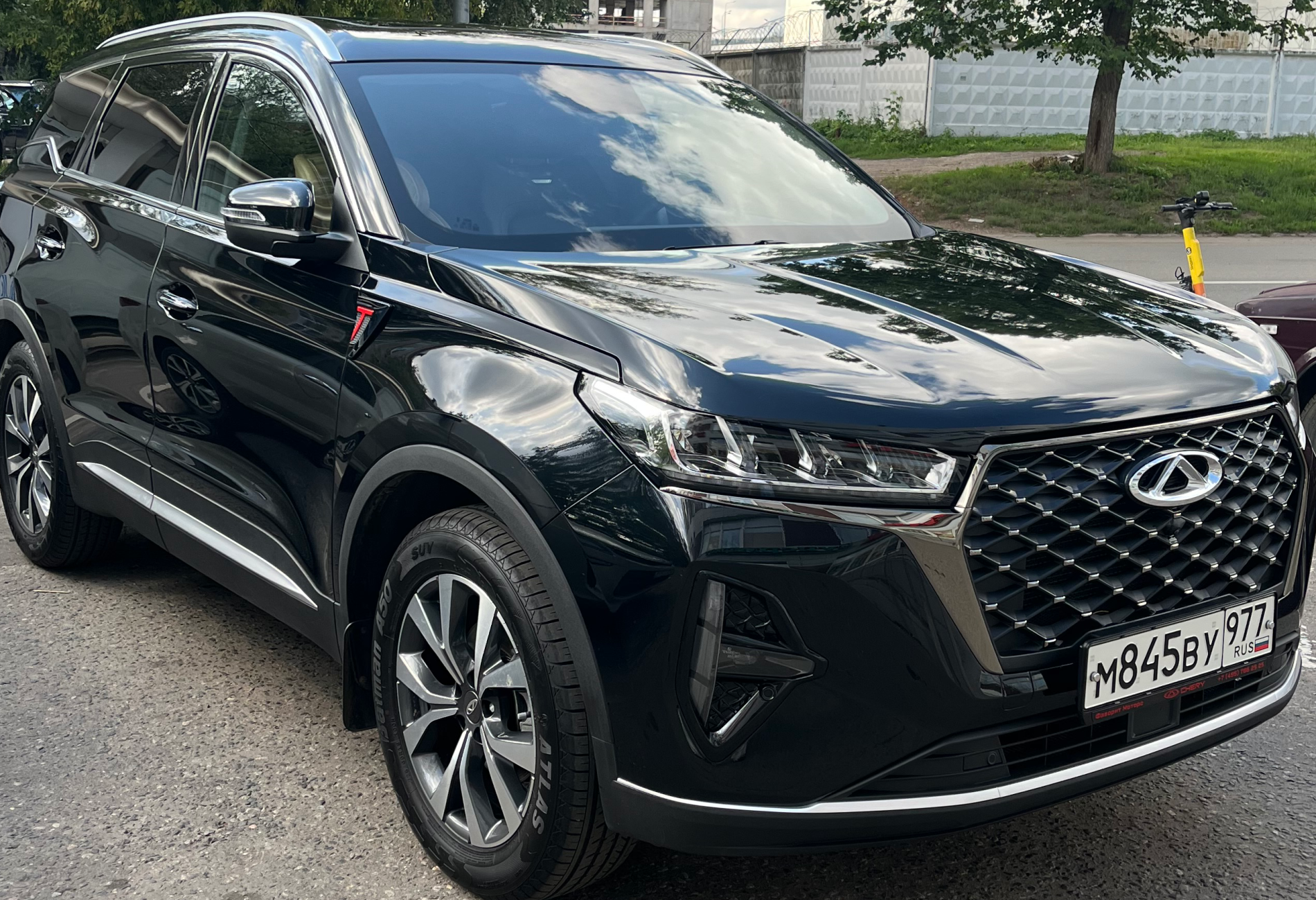 Аренда chery tiggo-7-pro-max комфорт класса 2023 года в городе Москва Бульвар Рокоссовского от 3200 руб./сутки, передний привод, двигатель: бензин, объем 1.5 литров, ОСАГО (Впишу в полис), без водителя, недорого - RentRide