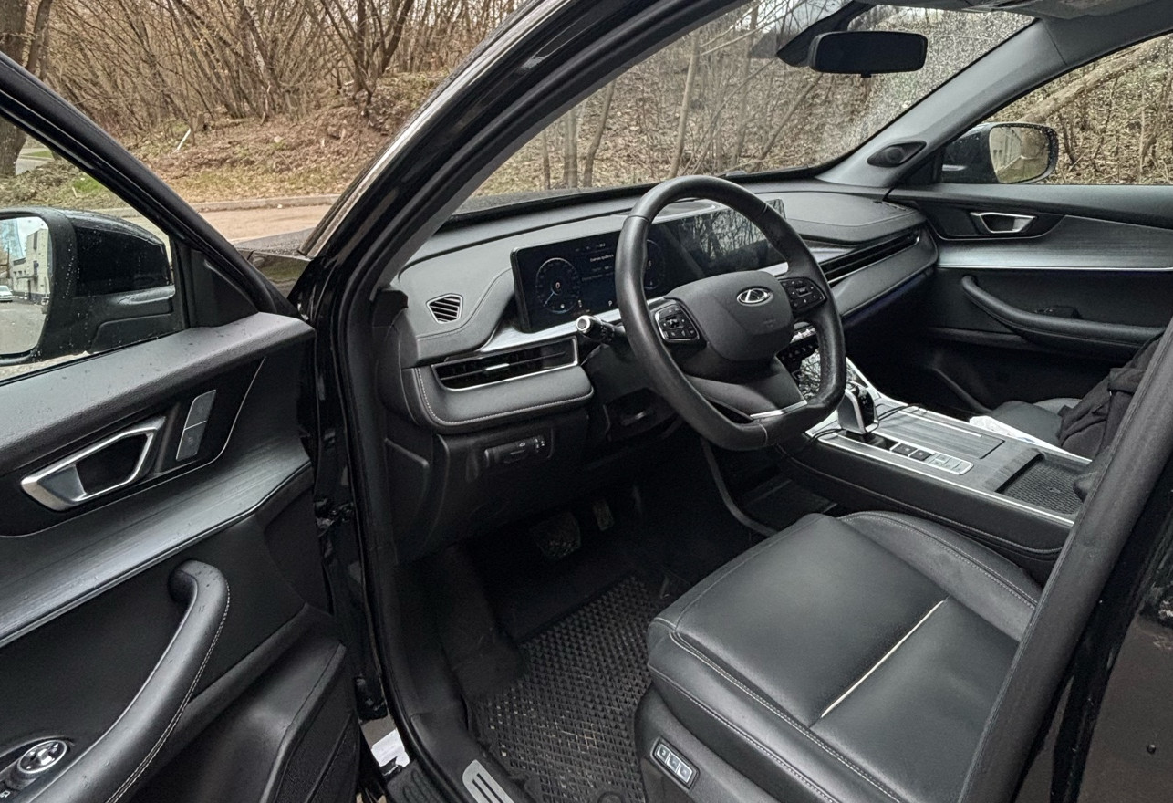 Аренда chery tiggo-7-pro-max комфорт класса 2023 года в городе Москва Бульвар Рокоссовского от 3200 руб./сутки, передний привод, двигатель: бензин, объем 1.5 литров, ОСАГО (Впишу в полис), без водителя, недорого, вид 6 - RentRide